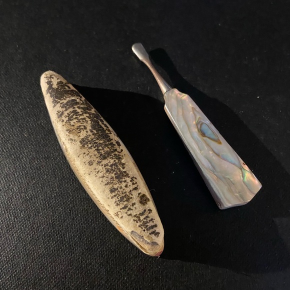 Vintage Abalone Shell Manicure Tools. - Picture 3 of 9